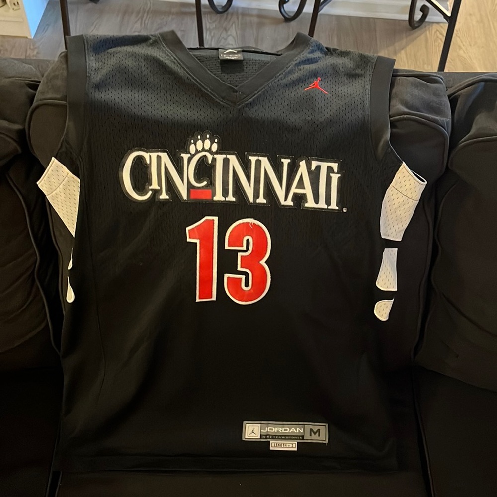 Cincinnati bearcats Medium Vintage Jordan Jersey